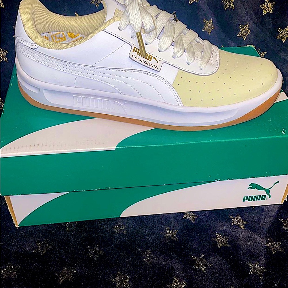 Puma Sneakers